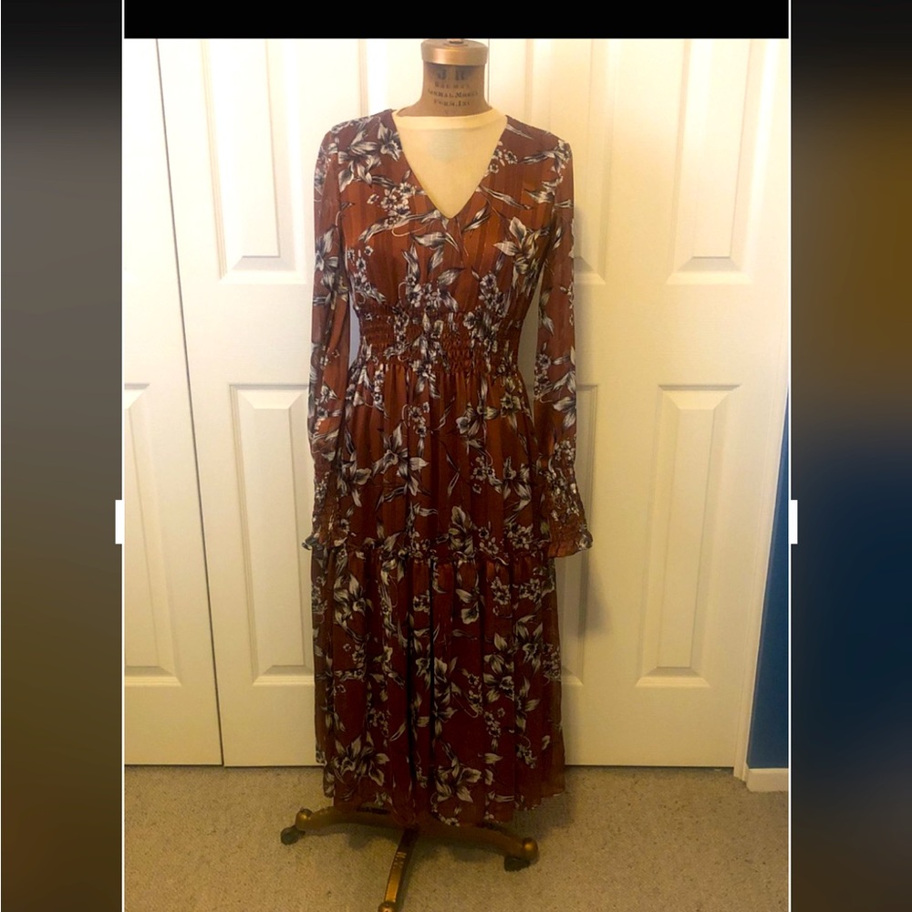Just Taylor size 2 brown floral dress with coppery sparkly vertical details